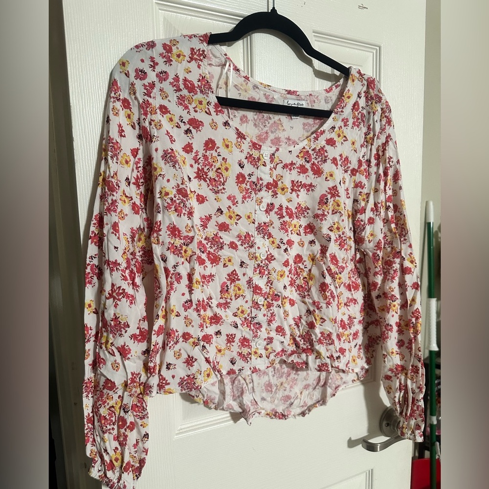 White/ pink button down crop Long  sleeve. Like new.